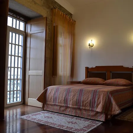 Casa Da Farmacia- The Best Armamar